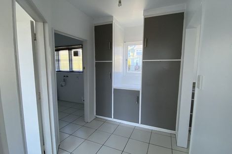 Photo of property in Bryon Court Flats, 25 Apuka Street, Brooklyn, Wellington, 6021