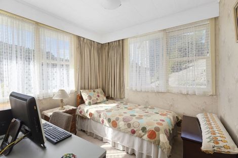 Photo of property in 26 Doris Gordon Crescent, Crofton Downs, Wellington, 6035