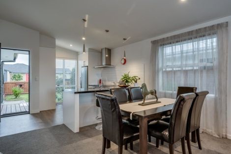Photo of property in 3 Ponga Place, Papamoa Beach, Papamoa, 3118