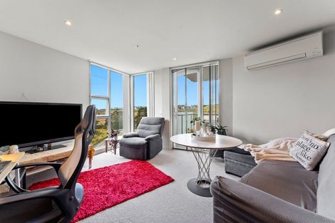 Photo of property in 403/1 Rose Garden Lane, Albany, Auckland, 0632