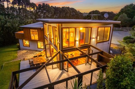 Photo of property in 97 Coroglen Rise, Pukerua Bay, 5026