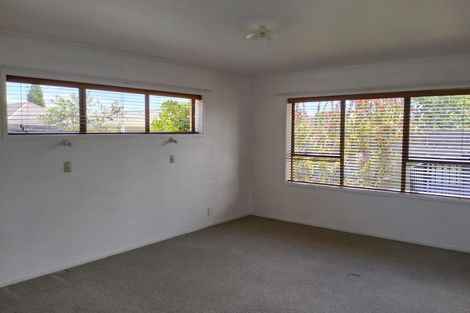 Photo of property in 16a Manse Road, Pahurehure, Papakura, 2113
