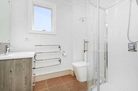 Photo of property in 150 Tirohanga Road, Tirohanga, Lower Hutt, 5010