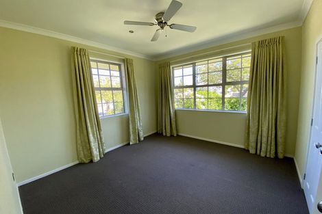 Photo of property in 2 Robertson Court, Cromwell, 9310