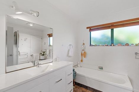 Photo of property in 100 Woodland Road, Tahawai, Katikati, 3170
