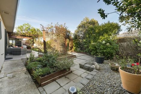 Photo of property in 98 Parnell Heights, Kelvin Grove, Palmerston North, 4414