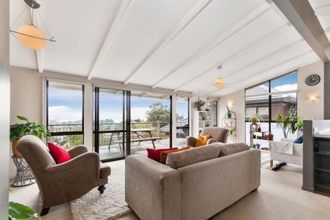 Photo of property in 65 Marellen Drive, Red Beach, 0932