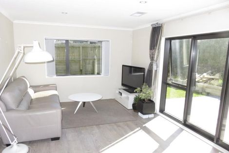 Photo of property in 100 Amesbury Drive, Churton Park, Wellington, 6037