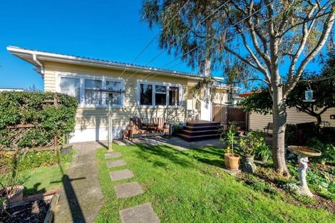 Photo of property in 27 Tawa Street, Levin, 5510