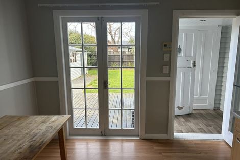 Photo of property in 172 Weston Road, St Albans, Christchurch, 8052