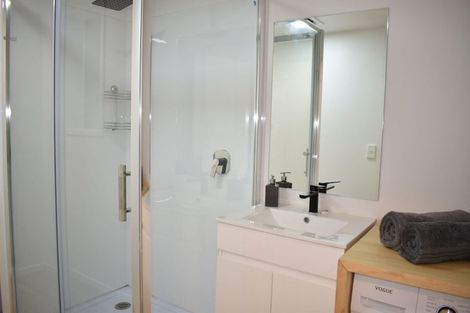 Photo of property in 32u9 Akaroa Drive, Maupuia, Wellington, 6022