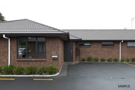 Photo of property in 108u3 Old Farm Road, Hamilton East, Hamilton, 3216