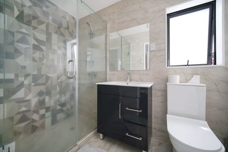 Photo of property in 1 Kendall Court, Wattle Downs, Auckland, 2103