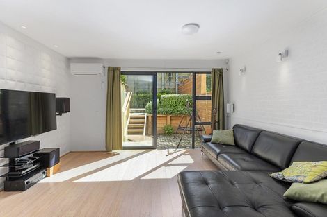 Photo of property in 19/22u Booth Street, Miramar, Wellington, 6022