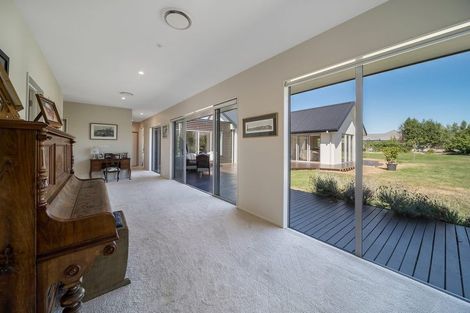 Photo of property in 19 Rossington Drive, West Melton, 7618
