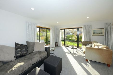Photo of property in 8 Hamish Place, Westmorland, Christchurch, 8025