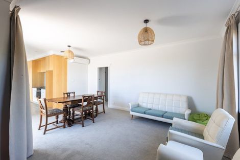 Photo of property in 130 Vivian Street, New Plymouth, 4310