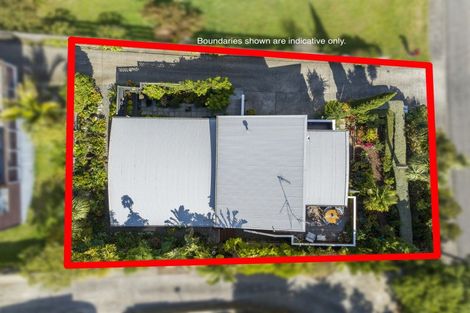 Photo of property in 41a Kotare Street, Waikanae, 5036