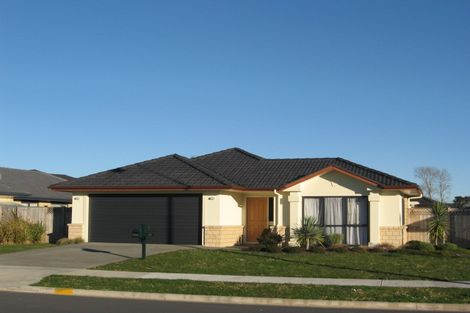 Photo of property in 22 Turnberry Drive, Wattle Downs, Auckland, 2103
