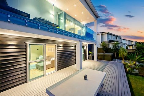 Photo of property in 26 Remuremu Street, Long Bay, Auckland, 0630
