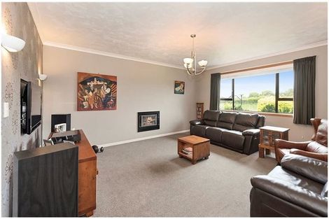 Photo of property in 243 Woodside Road, Matangi, Hamilton, 3284