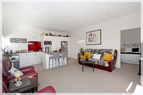 Photo of property in 24 Thomas Place, Foxton Beach, Foxton, 4815