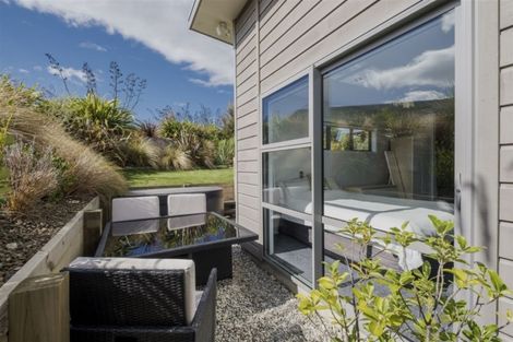 Photo of property in 5 Mohua Mews, Wanaka, 9305