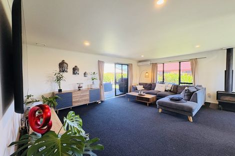 Photo of property in 68 Branigan Parade, Kelvin Grove, Palmerston North, 4414