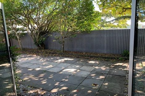 Photo of property in 4/4 Victoria Street, Parkvale, Hastings, 4122