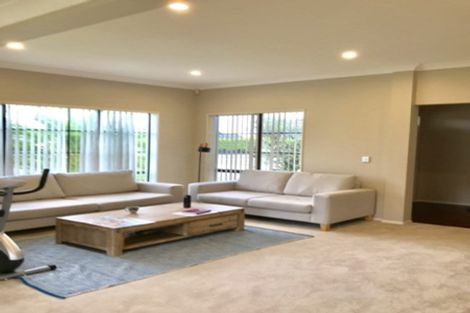 Photo of property in 13 Malahide Drive, Flat Bush, Auckland, 2019