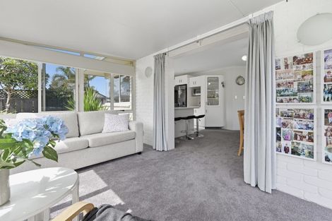 Photo of property in 5 Ocean Crest, Papamoa Beach, Papamoa, 3118