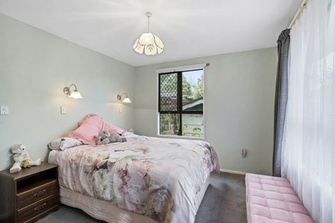 Photo of property in 6 Malabar Crescent, Broomfield, Christchurch, 8042