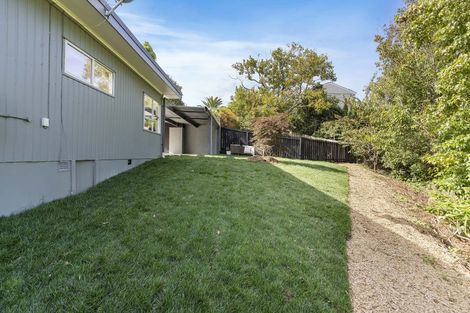 Photo of property in 3 Micawber Place, Mellons Bay, Auckland, 2014