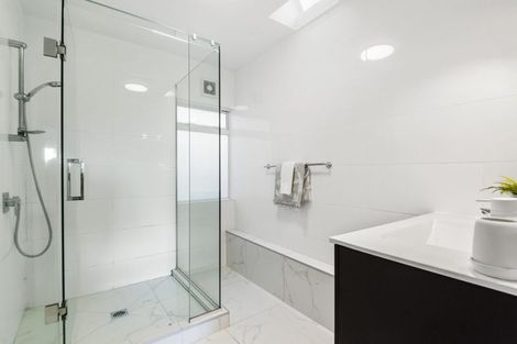 Photo of property in 20a/1 Hauraki Road, Hauraki, Auckland, 0622