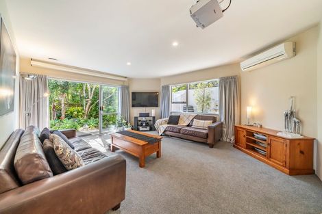 Photo of property in 20 Portage Place, Whitby, Porirua, 5024