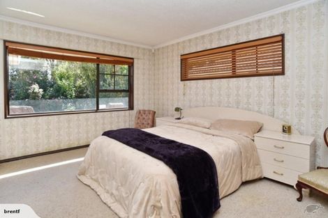 Photo of property in 84 Memorial Avenue, Ilam, Christchurch, 8053