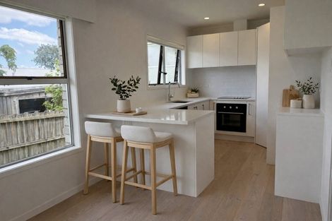 Photo of property in 11 Waitemata Road, Hauraki, Auckland, 0622