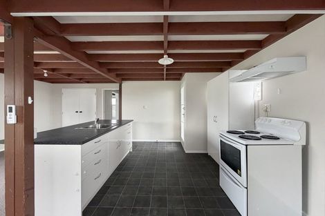 Photo of property in 84b Manuka Street, Castlecliff, Whanganui, 4501