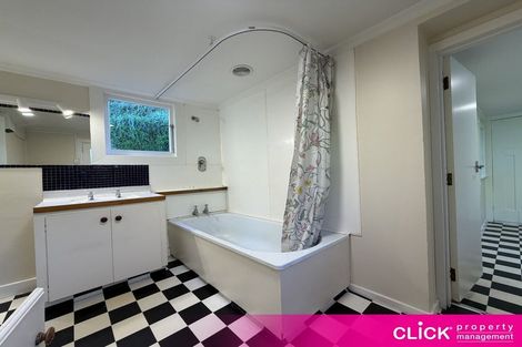 Photo of property in 7 Kellas Street, Macandrew Bay, Dunedin, 9014