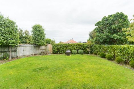 Photo of property in 19 Karina Terrace, Roslyn, Palmerston North, 4414
