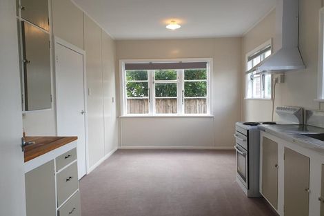 Photo of property in 8 Compton Crescent, Taita, Lower Hutt, 5011