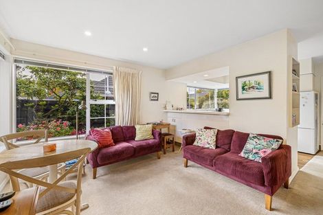 Photo of property in 2/27 Hamilton Avenue, Ilam, Christchurch, 8041