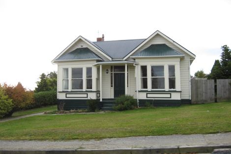 Photo of property in 37 Poole Street, Kaitangata, 9210