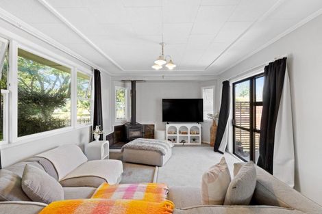 Photo of property in 16 Kenmore Place, Tokoroa, 3420