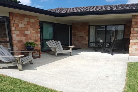 Photo of property in 17 Owens Road, Waiuku, 2123
