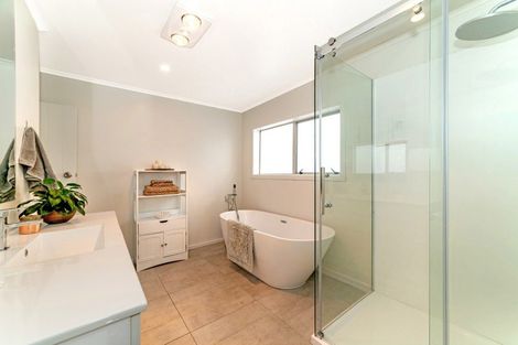 Photo of property in 297 Kahutia Street, Gisborne, 4010