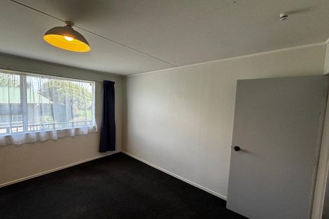 Photo of property in 31 Cumberland Street, Merrilands, New Plymouth, 4312