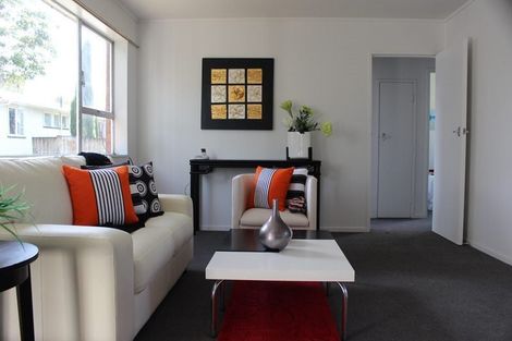 Photo of property in 2/23 Tahi Terrace, Glen Eden, Auckland, 0602