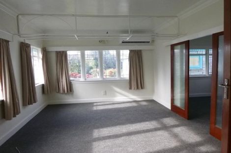 Photo of property in 63 Great South Road, Papakura, 2110