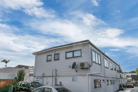 Photo of property in 7/19 Milton Road, Orewa, 0931